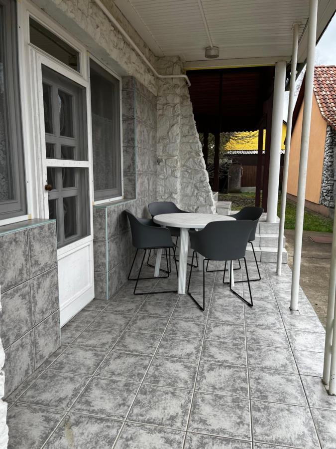 Benitta Vendeghaz Apartment Hajduszoboszlo Exterior photo