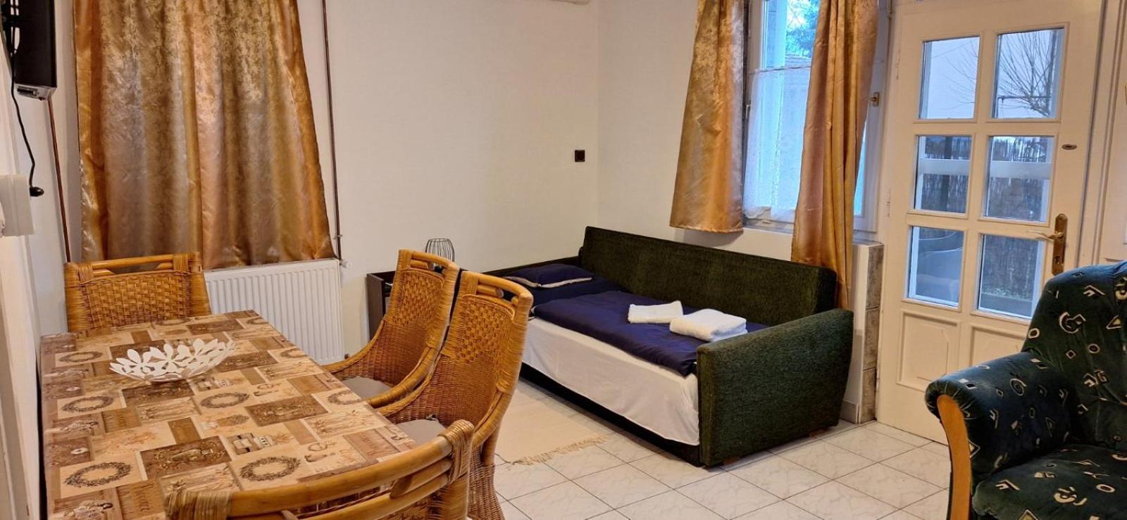 Benitta Vendeghaz Apartment Hajduszoboszlo Exterior photo